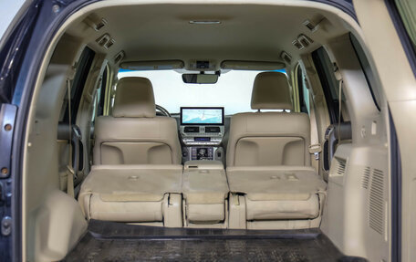 Toyota Land Cruiser Prado 150 рестайлинг 2, 2018 год, 4 649 000 рублей, 36 фотография