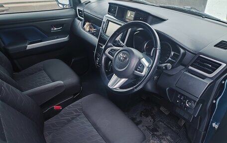 Toyota Roomy I, 2017 год, 985 000 рублей, 4 фотография