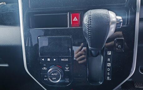 Toyota Roomy I, 2017 год, 985 000 рублей, 5 фотография