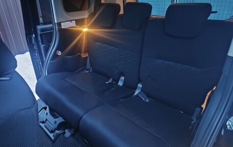 Toyota Roomy I, 2017 год, 985 000 рублей, 10 фотография