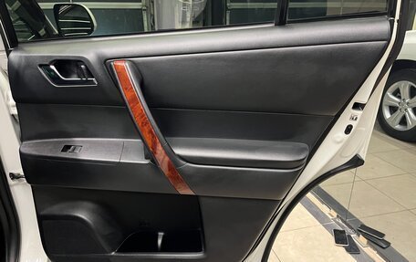 Toyota Highlander III, 2013 год, 2 300 000 рублей, 15 фотография