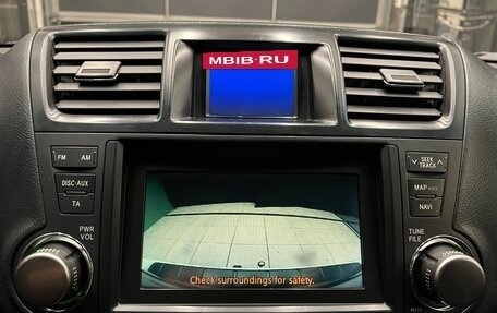 Toyota Highlander III, 2013 год, 2 300 000 рублей, 25 фотография