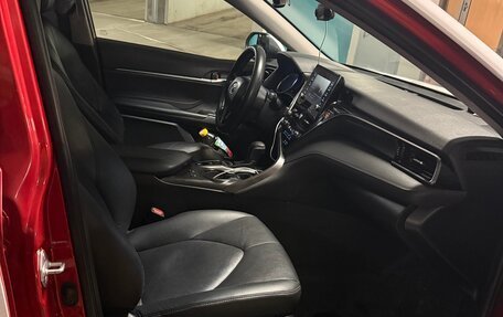 Toyota Camry, 2022 год, 2 800 000 рублей, 13 фотография