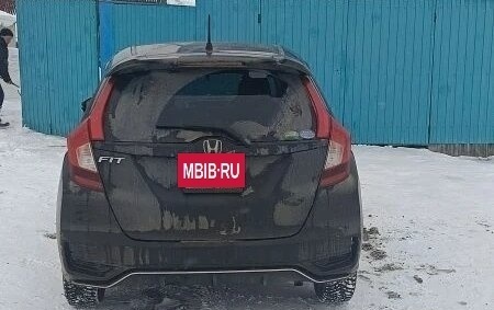 Honda Fit III, 2019 год, 1 400 000 рублей, 3 фотография