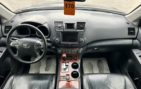 Toyota Highlander III, 2011 год, 1 899 000 рублей, 16 фотография