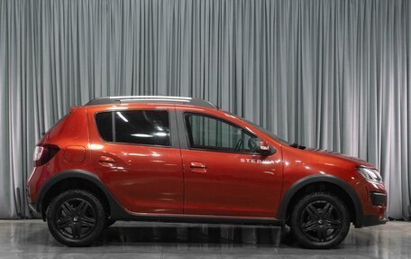 Renault Sandero II рестайлинг, 2017 год, 927 444 рублей, 5 фотография