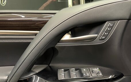 Lexus LX III, 2019 год, 10 500 000 рублей, 9 фотография