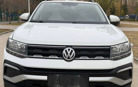 Volkswagen T-Cross I, 2023 год, 1 750 000 рублей, 13 фотография