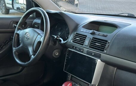 Toyota Avensis III рестайлинг, 2003 год, 799 900 рублей, 6 фотография