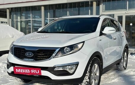 KIA Sportage III, 2013 год, 1 350 000 рублей, 2 фотография