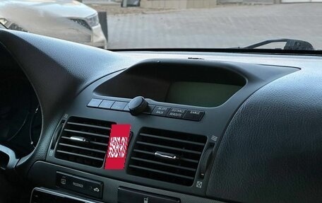 Toyota Avensis III рестайлинг, 2003 год, 799 900 рублей, 8 фотография