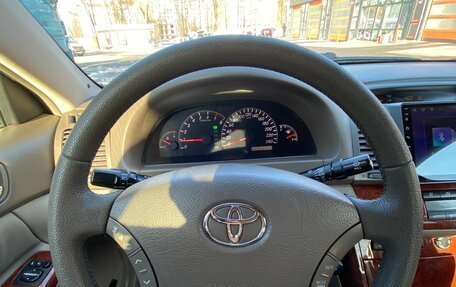 Toyota Camry V40, 2004 год, 750 000 рублей, 1 фотография