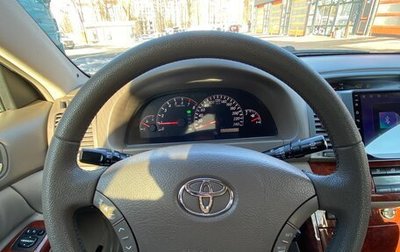 Toyota Camry V40, 2004 год, 750 000 рублей, 1 фотография