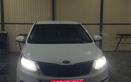 KIA Rio III рестайлинг, 2017 год, 920 000 рублей, 1 фотография