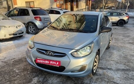 Hyundai Solaris II рестайлинг, 2013 год, 596 000 рублей, 6 фотография