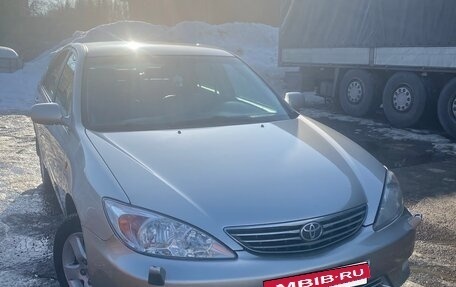 Toyota Camry V40, 2004 год, 750 000 рублей, 14 фотография