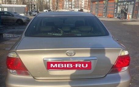 Toyota Camry V40, 2004 год, 750 000 рублей, 11 фотография