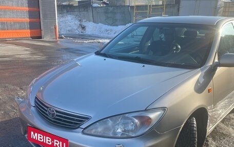 Toyota Camry V40, 2004 год, 750 000 рублей, 15 фотография