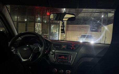 KIA Rio III рестайлинг, 2017 год, 920 000 рублей, 5 фотография