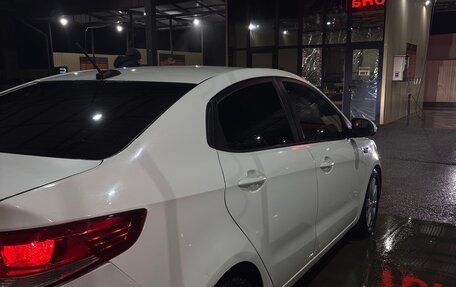 KIA Rio III рестайлинг, 2017 год, 920 000 рублей, 4 фотография