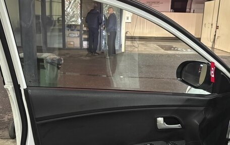 KIA Rio III рестайлинг, 2017 год, 920 000 рублей, 6 фотография