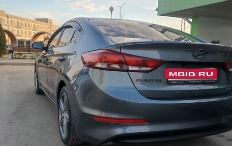 Hyundai Elantra VI рестайлинг, 2016 год, 1 380 000 рублей, 7 фотография