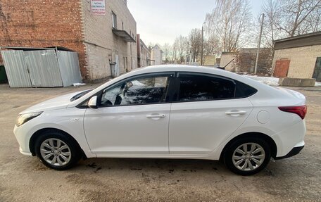 Hyundai Solaris II рестайлинг, 2021 год, 1 350 000 рублей, 7 фотография