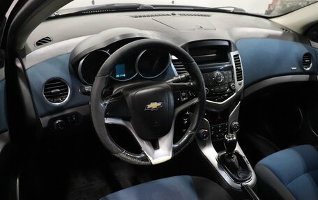 Chevrolet Cruze II, 2012 год, 655 000 рублей, 10 фотография