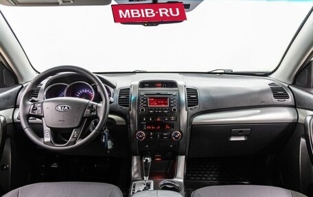 KIA Sorento II рестайлинг, 2012 год, 1 348 000 рублей, 14 фотография