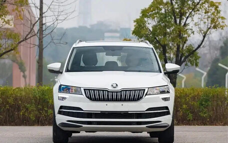 Skoda Karoq I, 2023 год, 2 055 123 рублей, 1 фотография