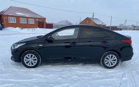 Hyundai Solaris II рестайлинг, 2018 год, 1 057 000 рублей, 8 фотография