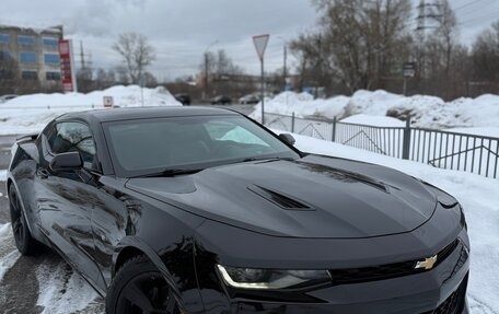 Chevrolet Camaro VI, 2017 год, 5 500 000 рублей, 3 фотография