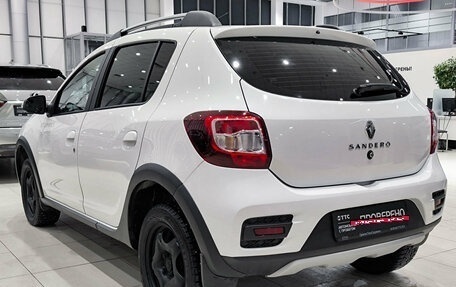 Renault Sandero II рестайлинг, 2019 год, 1 299 000 рублей, 8 фотография