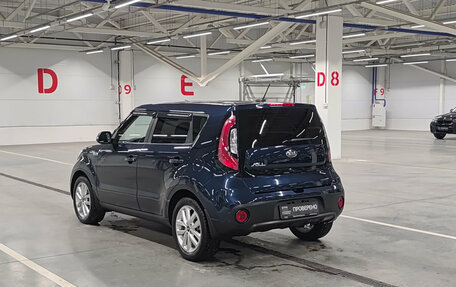 KIA Soul II рестайлинг, 2019 год, 1 797 000 рублей, 8 фотография