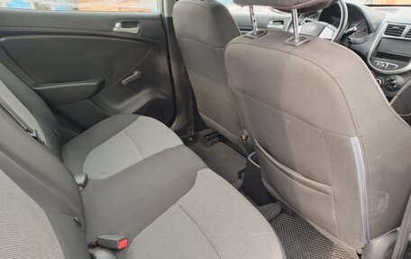 Hyundai Solaris II рестайлинг, 2013 год, 1 055 000 рублей, 12 фотография