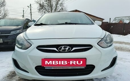 Hyundai Solaris II рестайлинг, 2013 год, 1 055 000 рублей, 3 фотография