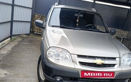 Chevrolet Niva I рестайлинг, 2013 год, 790 000 рублей, 2 фотография