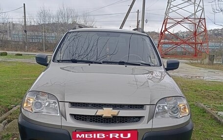 Chevrolet Niva I рестайлинг, 2013 год, 790 000 рублей, 16 фотография