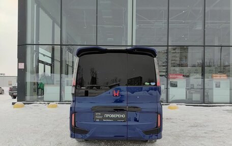 Honda Stepwgn IV, 2017 год, 2 049 800 рублей, 6 фотография