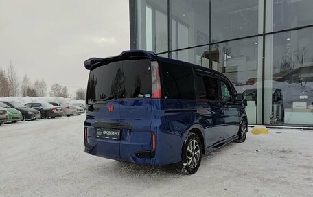 Honda Stepwgn IV, 2017 год, 2 049 800 рублей, 5 фотография