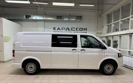 Volkswagen Transporter T5 рестайлинг, 2013 год, 1 550 000 рублей, 6 фотография