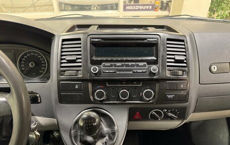 Volkswagen Transporter T5 рестайлинг, 2013 год, 1 550 000 рублей, 12 фотография