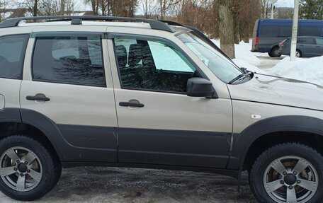 Chevrolet Niva I рестайлинг, 2020 год, 915 000 рублей, 4 фотография