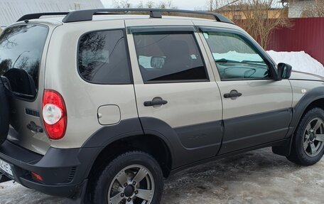 Chevrolet Niva I рестайлинг, 2020 год, 915 000 рублей, 8 фотография