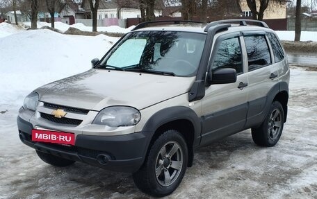 Chevrolet Niva I рестайлинг, 2020 год, 915 000 рублей, 2 фотография