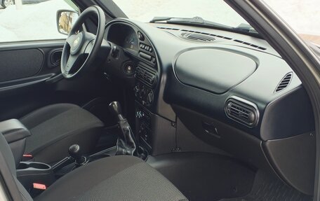 Chevrolet Niva I рестайлинг, 2020 год, 915 000 рублей, 15 фотография