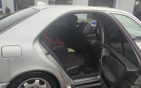 Mercedes-Benz E-Класс, 1998 год, 500 000 рублей, 7 фотография