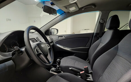 Hyundai Solaris II рестайлинг, 2016 год, 790 000 рублей, 20 фотография