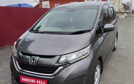 Honda Freed II, 2018 год, 1 790 000 рублей, 1 фотография