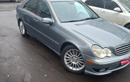 Mercedes-Benz C-Класс, 2004 год, 750 000 рублей, 1 фотография